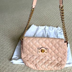 Auth Marc Jacobs Nude Calf Quilted Leather Shoulder Bag comes w/ dust bag